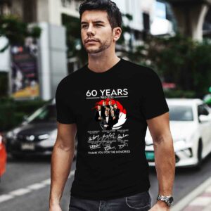 007 James Bond 60 Years Signatures 0 T Shirt