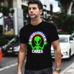 Alien UFO Nobody freakin cares 0 T Shirt