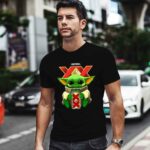 Baby Yoda Hug Cerveza Dos Equis 0 T Shirt