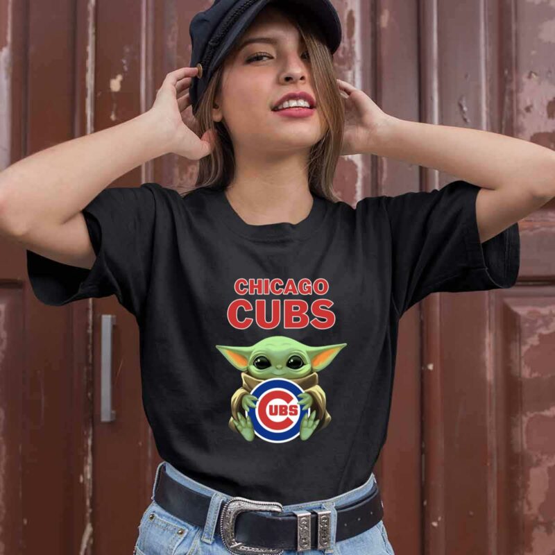 Baby Yoda Hug Chicago Cubs 0 T Shirt