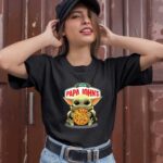 Baby Yoda Hug Pizza Papa Johns 1 T Shirt