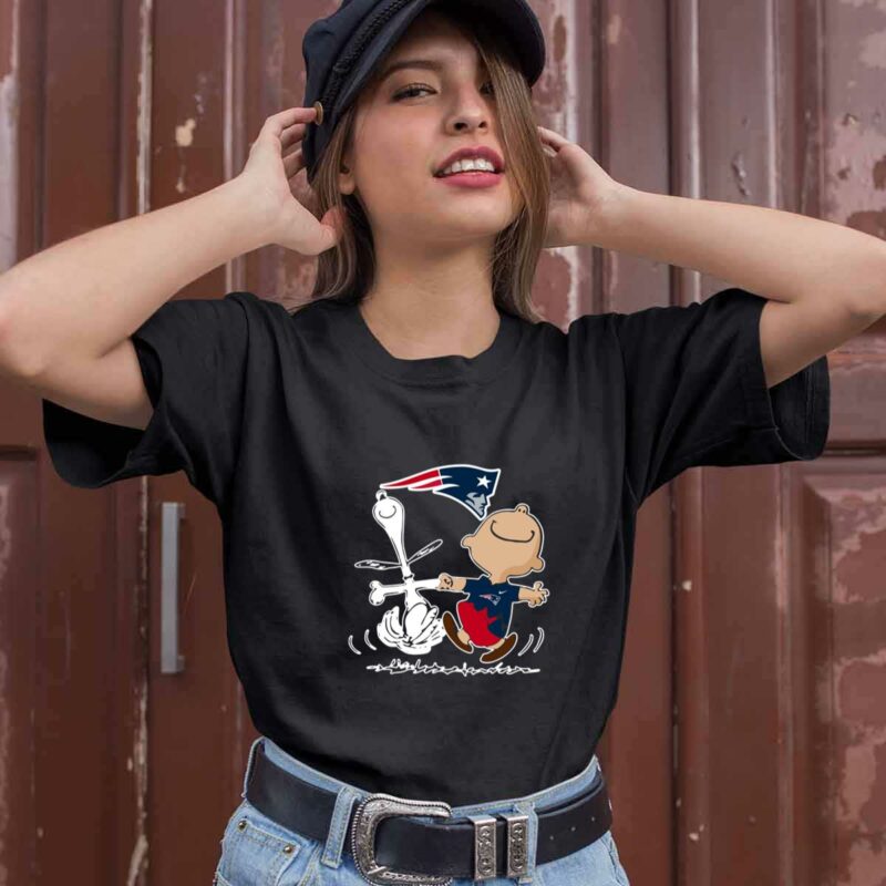 Charlie Brown Snoopy New England Patriots 0 T Shirt