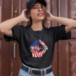 Chicago Cubs and Chicago Bears inside me 0 T Shirt