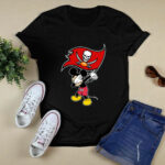 Dabbing Mickey Flippin Love Tampa Bay Buccaneers Football 2 T Shirt