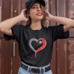 Georgia Bulldogs in diamond heart 3 T Shirt