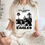 Hotel California 1977 Vintage 1 T Shirt