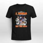 Never underestimate a woman who understands baseball and loves New York Mets 4 T Shirt