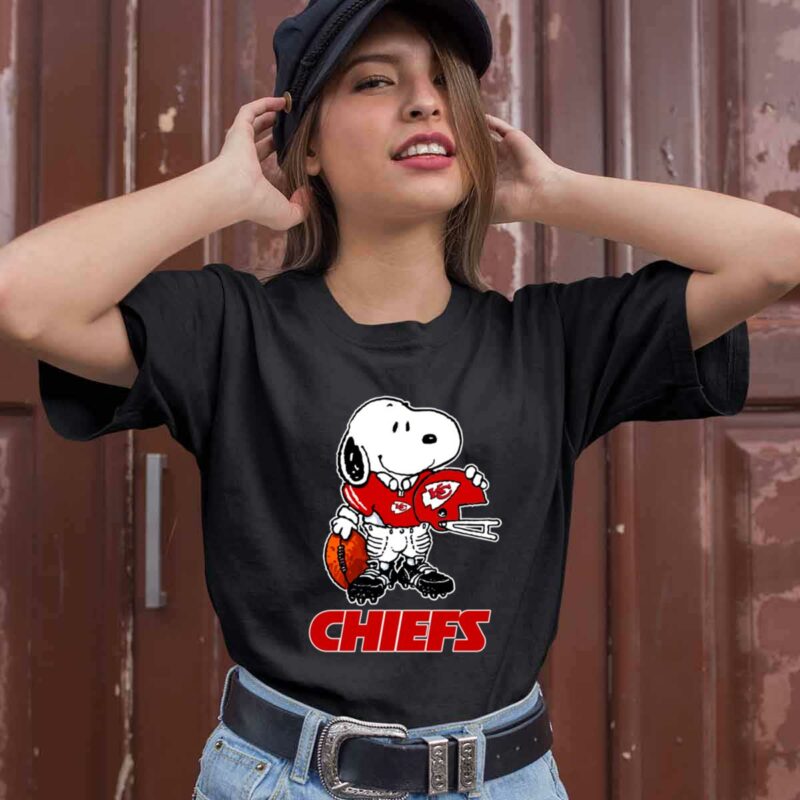 Snoopy A Strong And Proud Kansas City Chiefs Player 0 T Shirt