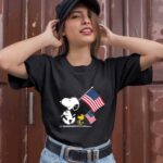 Snoopy And Woodstock Hold The Hand American Flag 1 T Shirt