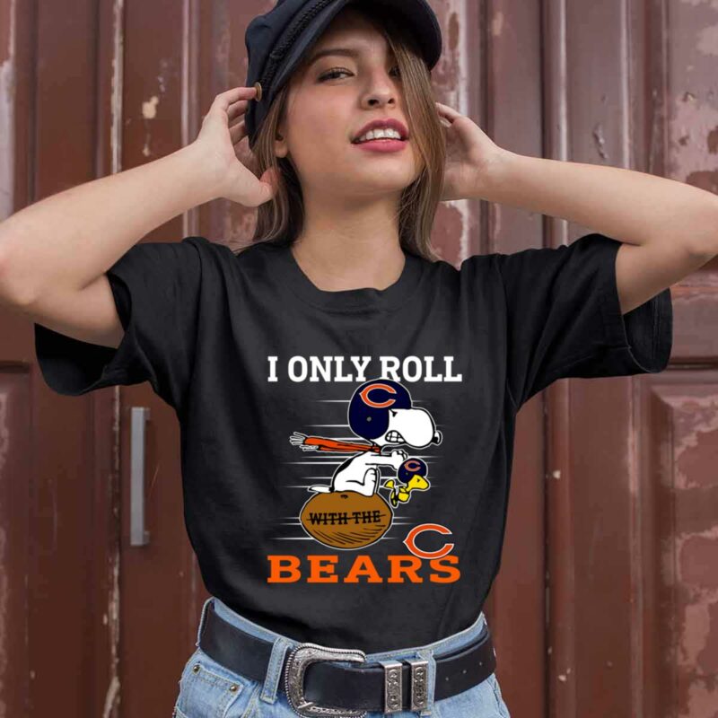 Snoopy And Woodstock I Only Roll With The Chicago Bears 0 T Shirt