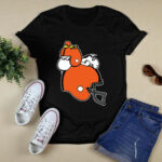 Snoopy And Woodstock Resting On Cleveland Browns Helmet 2 T Shirt