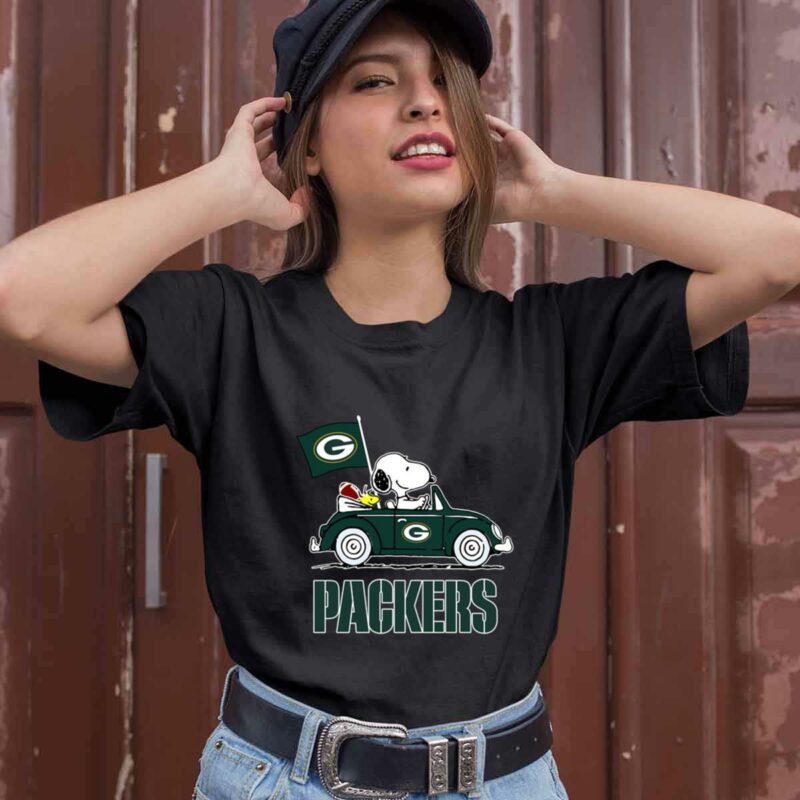 Snoopy And Woodstock Ride The Green Bay Packers Car 0 T Shirt