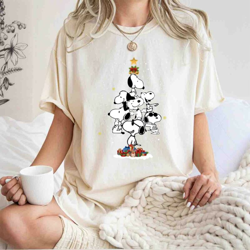 Snoopy Dog Christmas Tree 2023 0 T Shirt