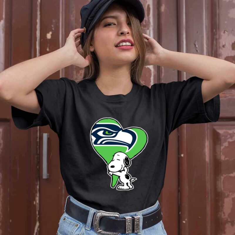 Snoopy Hugs The Seattle Seahawks Heart 0 T Shirt