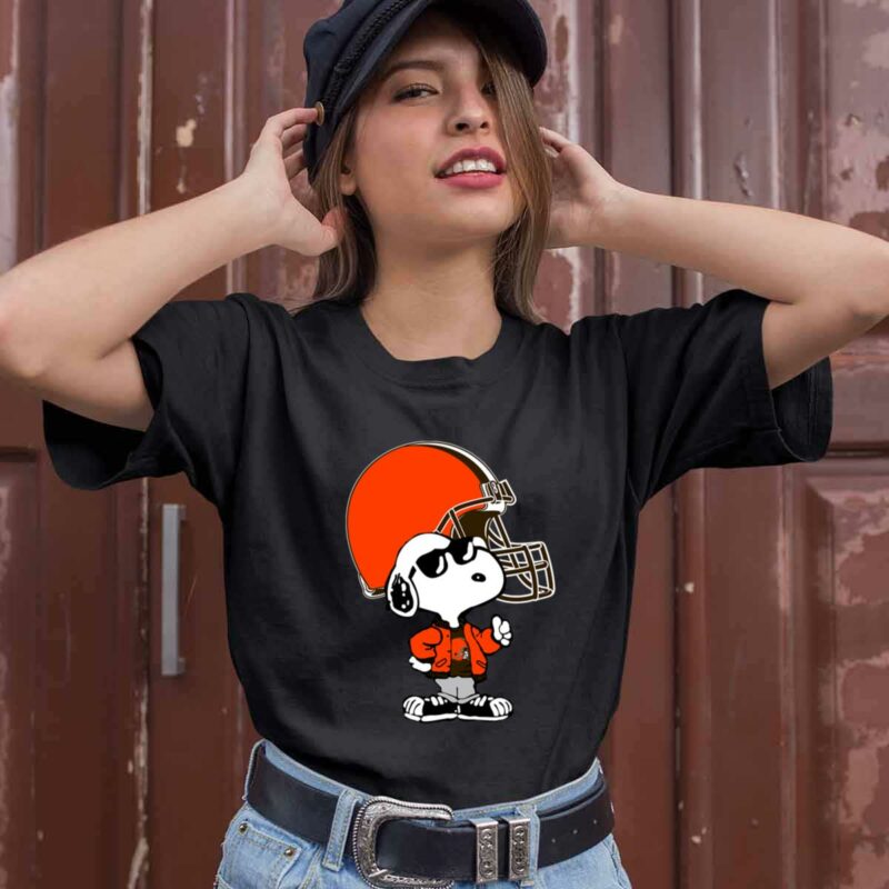 Snoopy Joe Cool To Be The Cleveland Browns 0 T Shirt