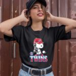 Snoopy Playing Baseball Minnesota Twins 0 T Shirt