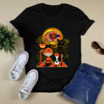 Snoopy and Charlie Brown Pumpkin Chicago Bears Halloween 2 T Shirt